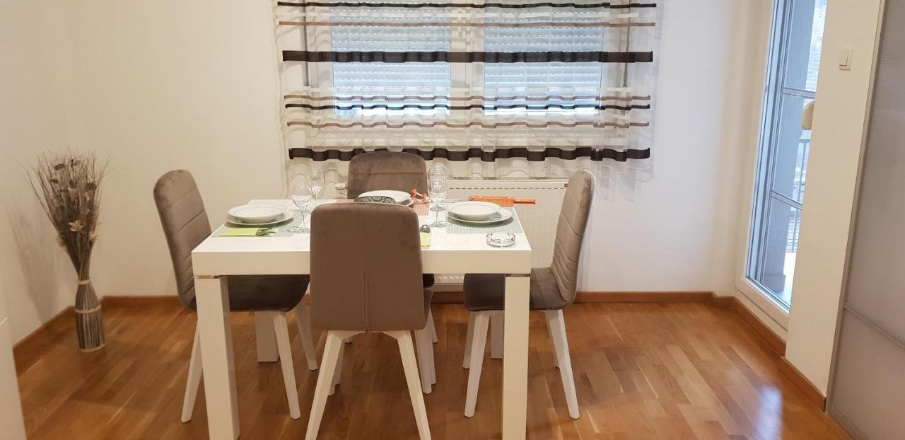Paris apartment -Free private parking Novi Sad Buitenkant foto